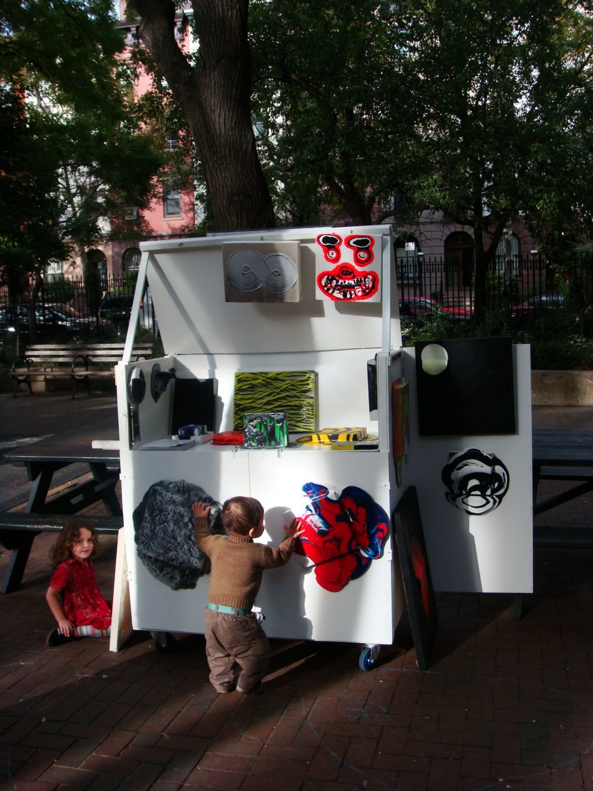rAWrAW gallery in NYC — project documentation 8